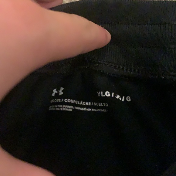 Under Armour pants - Picture 3 of 3